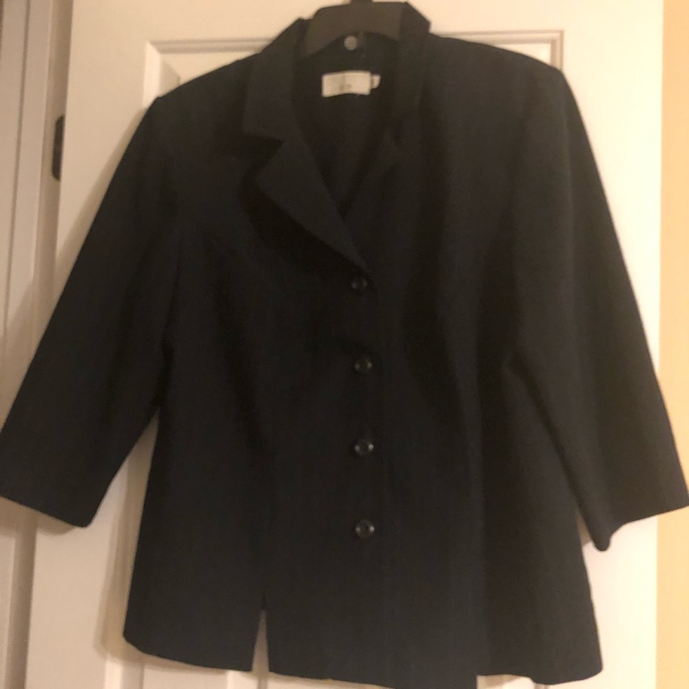 Ladies’ Summer Suit (light weight)